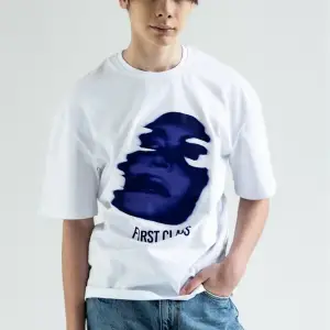 Unisex First Class Beyaz Tshirt