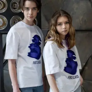 Unisex First Class Beyaz Tshirt