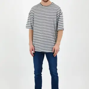 Unisex Gri Beyaz Çizgili Oversize Tshirt