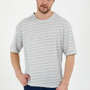 Unisex Gri Beyaz Çizgili Oversize Tshirt