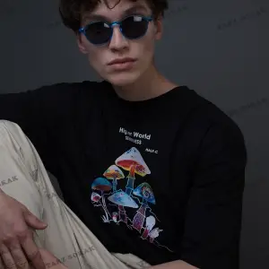 Unisex Higher World Siyah