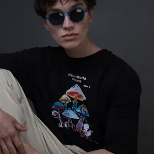 Unisex Higher World Siyah Tshirt