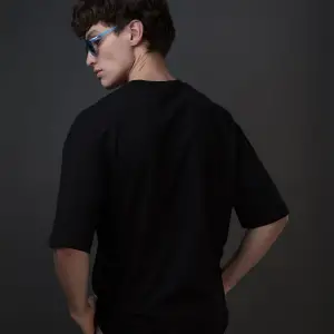 Unisex Higher World Siyah Tshirt