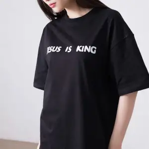Unisex Jesus Is King Siyah Tshirt