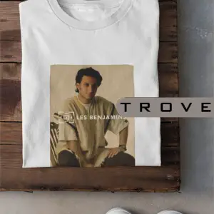 Unısex Kadın Erkek Benjamın Les Tarkan Poster Çekim %100 Pamuk Baskılı Siyah Beyaz T-shirt