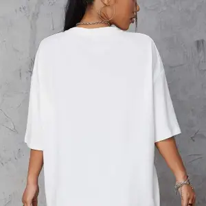 Unisex Kalp Baskılı T-shirt