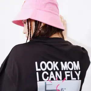 Unisex Look Mom I Can Fly Siyah Tshirt