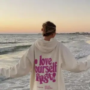 Unisex Love Yourself First! Sweatshirt Beyaz