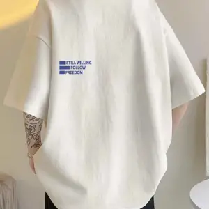 Unisex Oversize Follow Freedom Baskılı T-shirt