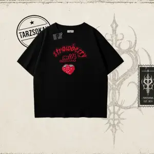 Unisex Strawberry Milk Oversize Unisex Tişört Beyaz