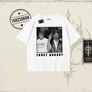 Unisex Trust Nobody Oversize Unisex Tişört Beyaz