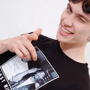 Unisex Trust Nobody Siyah Tshirt