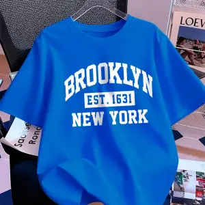 Urban Pop Graphic Kadın Tişört KoleksiyonuKod 5080