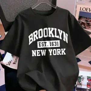 Urban Pop Graphic Kadın Tişört KoleksiyonuKod 5080