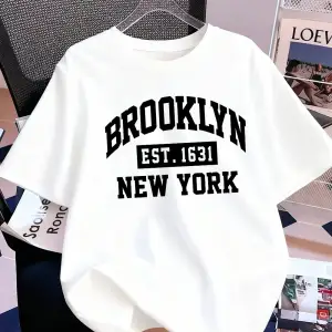 Urban Pop Graphic Kadın Tişört KoleksiyonuKod 5080