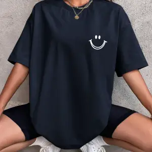 Urban Pop Graphic Kadın Tişört KoleksiyonuKod 5083