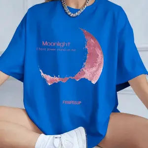 Urban Pop Graphic Kadın Tişört KoleksiyonuKod 5089