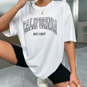 Urban Pop Graphic Kadın Tişört KoleksiyonuKod 5091