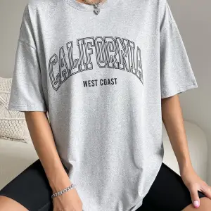 Urban Pop Graphic Kadın Tişört KoleksiyonuKod 5091