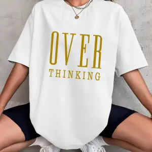 Urban Pop Graphic Kadın Tişört KoleksiyonuKod 5094