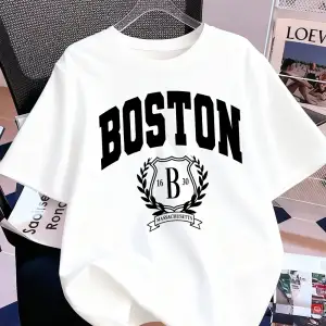 Urban Pop Graphic Kadın Tişört KoleksiyonuKod 5105