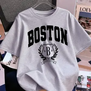 Urban Pop Graphic Kadın Tişört KoleksiyonuKod 5105