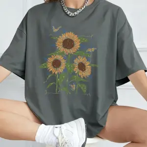 Urban Pop Graphic Kadın Tişört KoleksiyonuKod 5107