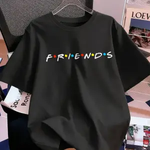 Urban Pop Graphic Kadın Tişört KoleksiyonuKod 5110