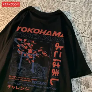 Urban Pop Graphic Kadın Tişört KoleksiyonuKod 5113