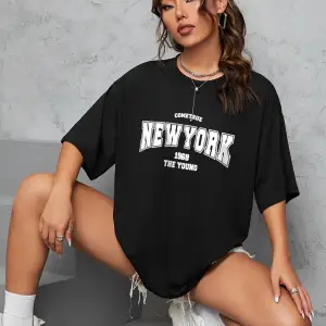 Urban Pop Graphic Kadın Tişört KoleksiyonuKod 5114