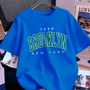 Urban Pop Graphic Kadın Tişört KoleksiyonuKod 5116