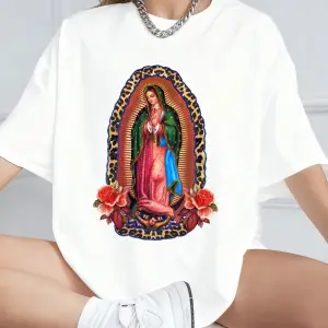 Urban Pop Graphic Kadın Tişört KoleksiyonuKod 5118