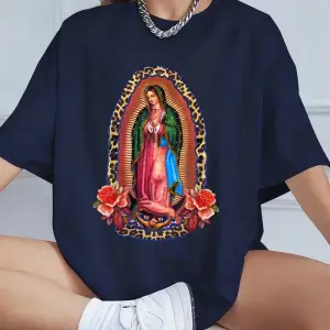 Urban Pop Graphic Kadın Tişört KoleksiyonuKod 5118