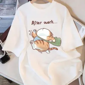 Urban Pop Graphic Kadın Tişört KoleksiyonuKod 5122