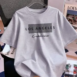 Urban Pop Graphic Kadın Tişört KoleksiyonuKod 5136