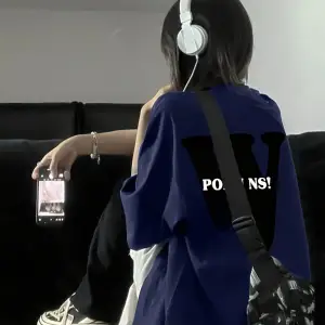 Urban Pop Graphic Kadın Tişört KoleksiyonuKod 5137