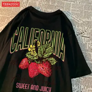 Urban Pop Graphic Kadın Tişört KoleksiyonuKod 5142