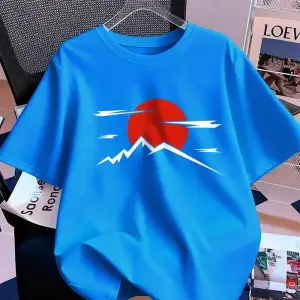 Urban Pop Graphic Kadın Tişört KoleksiyonuKod 5143