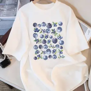 Urban Pop Graphic Kadın Tişört KoleksiyonuKod 5143