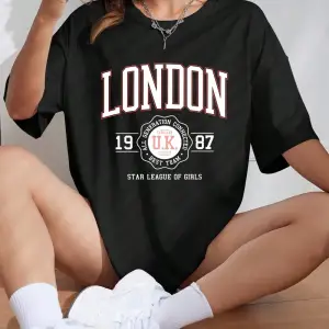 Urban Pop Graphic Kadın Tişört KoleksiyonuKod 5149