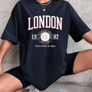 Urban Pop Graphic Kadın Tişört KoleksiyonuKod 5149