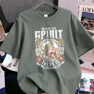 Urban Pop Graphic Kadın Tişört KoleksiyonuKod 5151