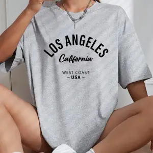 Urban Pop Graphic Kadın Tişört KoleksiyonuKod 5156