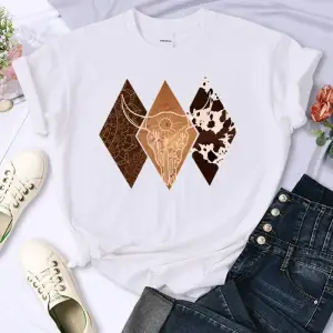 Urban Pop Graphic Kadın Tişört KoleksiyonuKod 5158