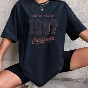 Urban Pop Graphic Kadın Tişört KoleksiyonuKod 5174
