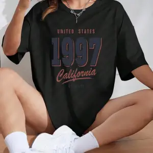 Urban Pop Graphic Kadın Tişört KoleksiyonuKod 5174