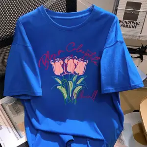 Urban Pop Graphic Kadın Tişört KoleksiyonuKod 5178