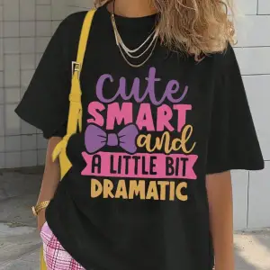 Urban Pop Graphic Kadın Tişört KoleksiyonuKod 5184