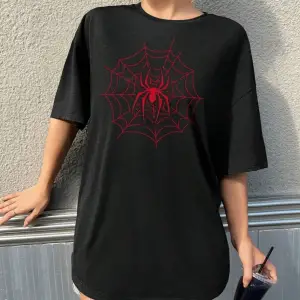 Urban Pop Graphic Kadın Tişört KoleksiyonuKod 5192