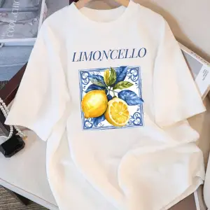 Urban Pop Graphic Kadın Tişört KoleksiyonuKod 5206